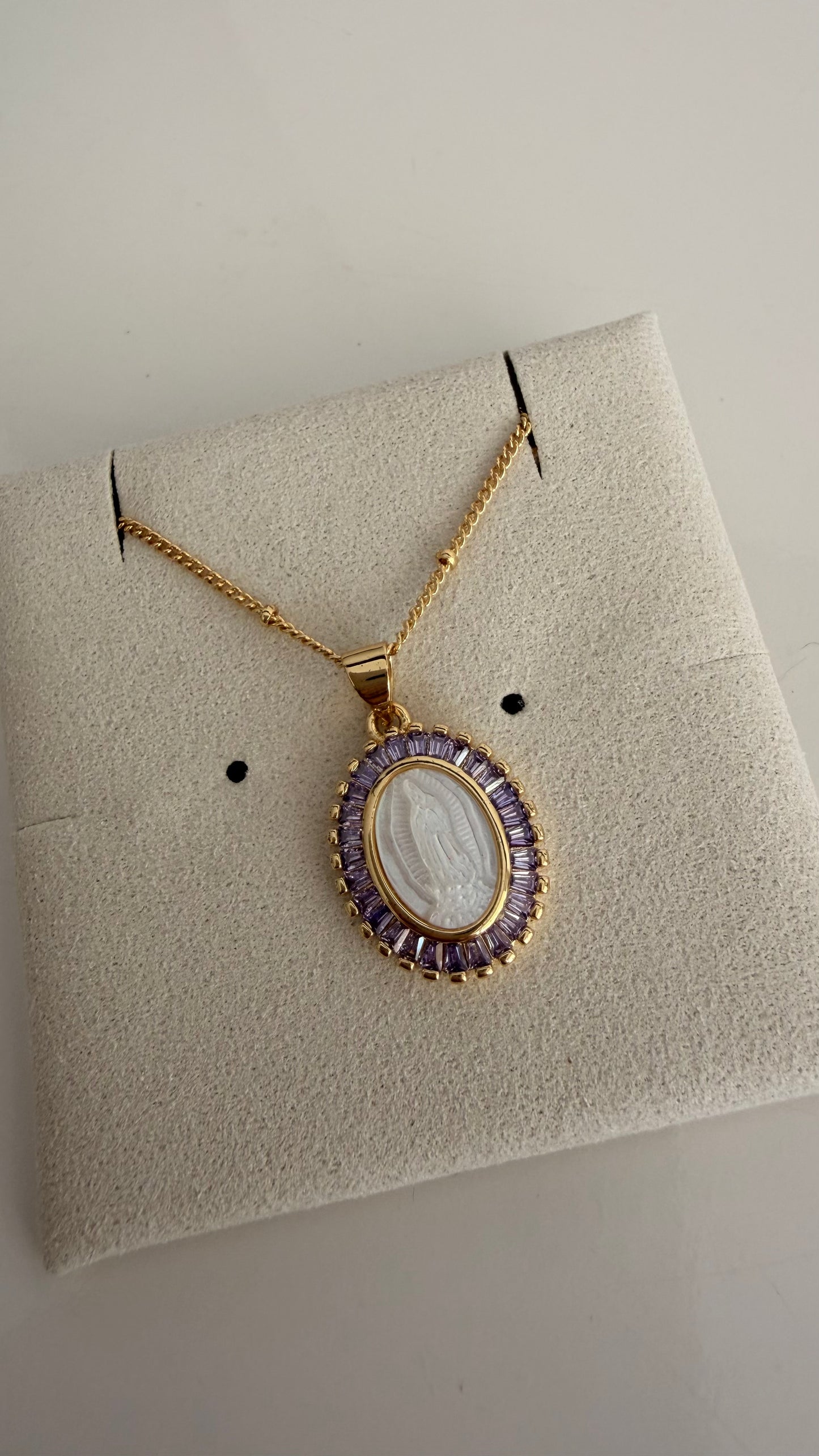 Chain violeta Guadalupe