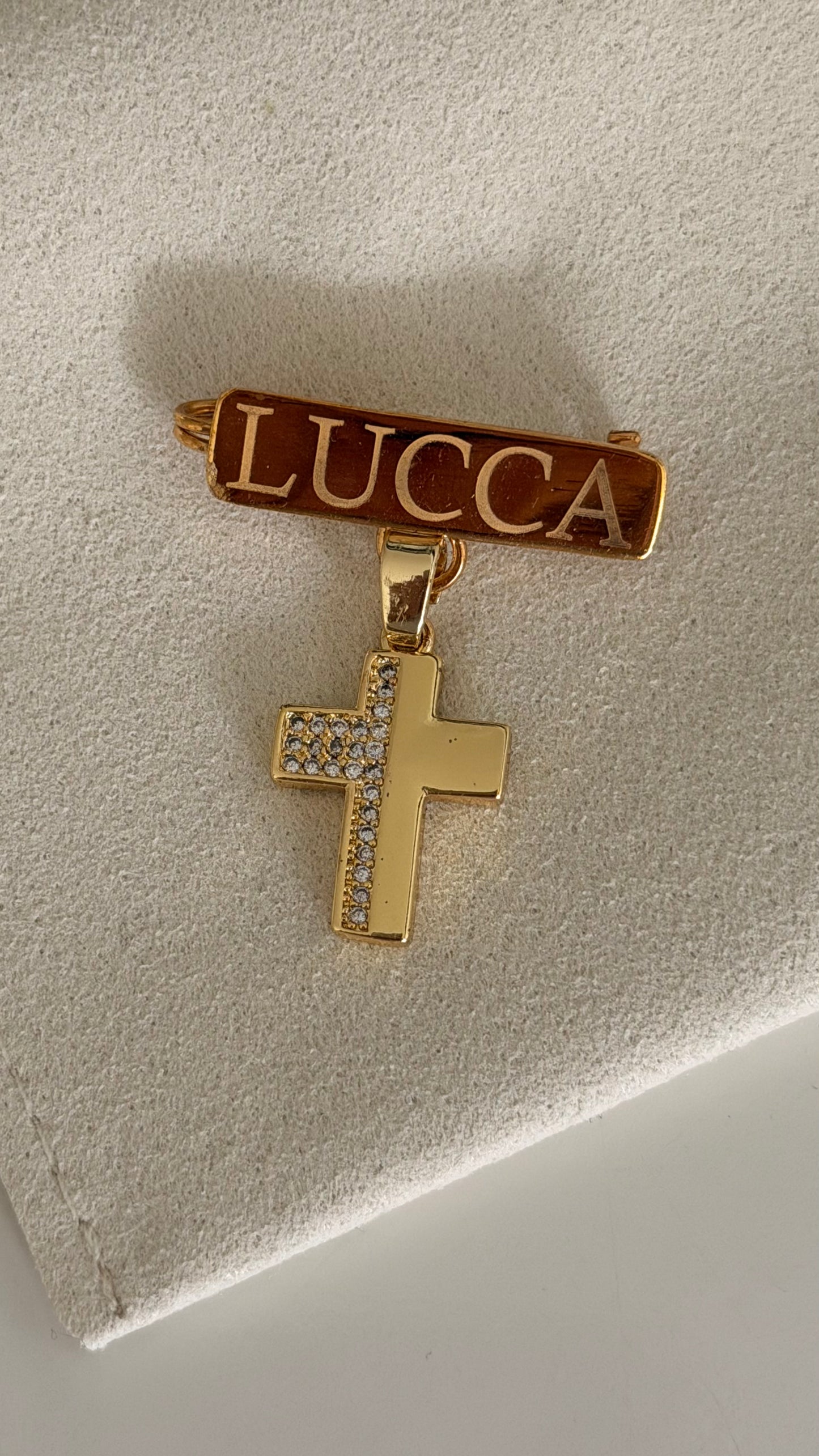 Baby Pin Plaquita Lucca
