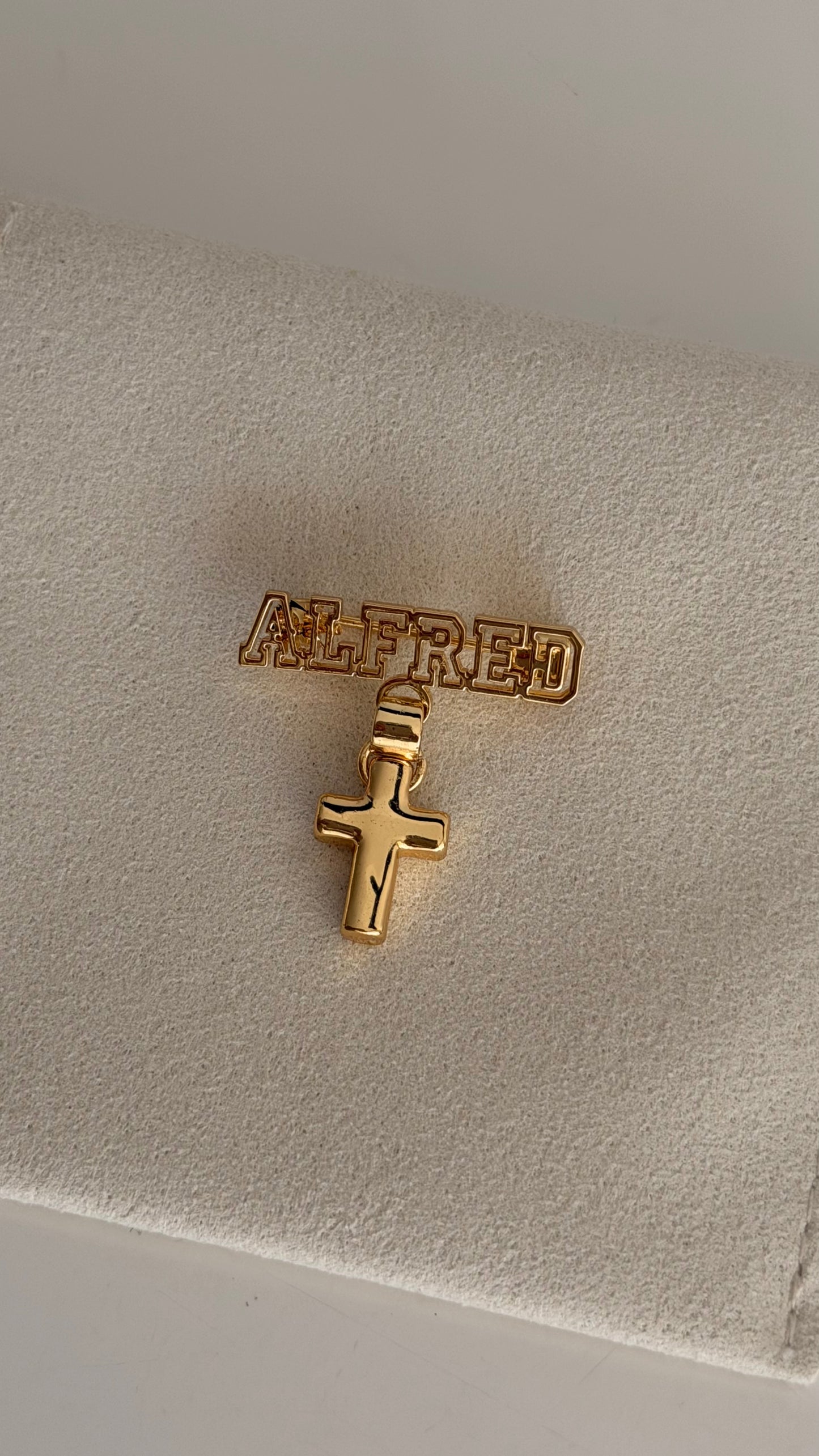 Baby Pin Personalizado Alfred