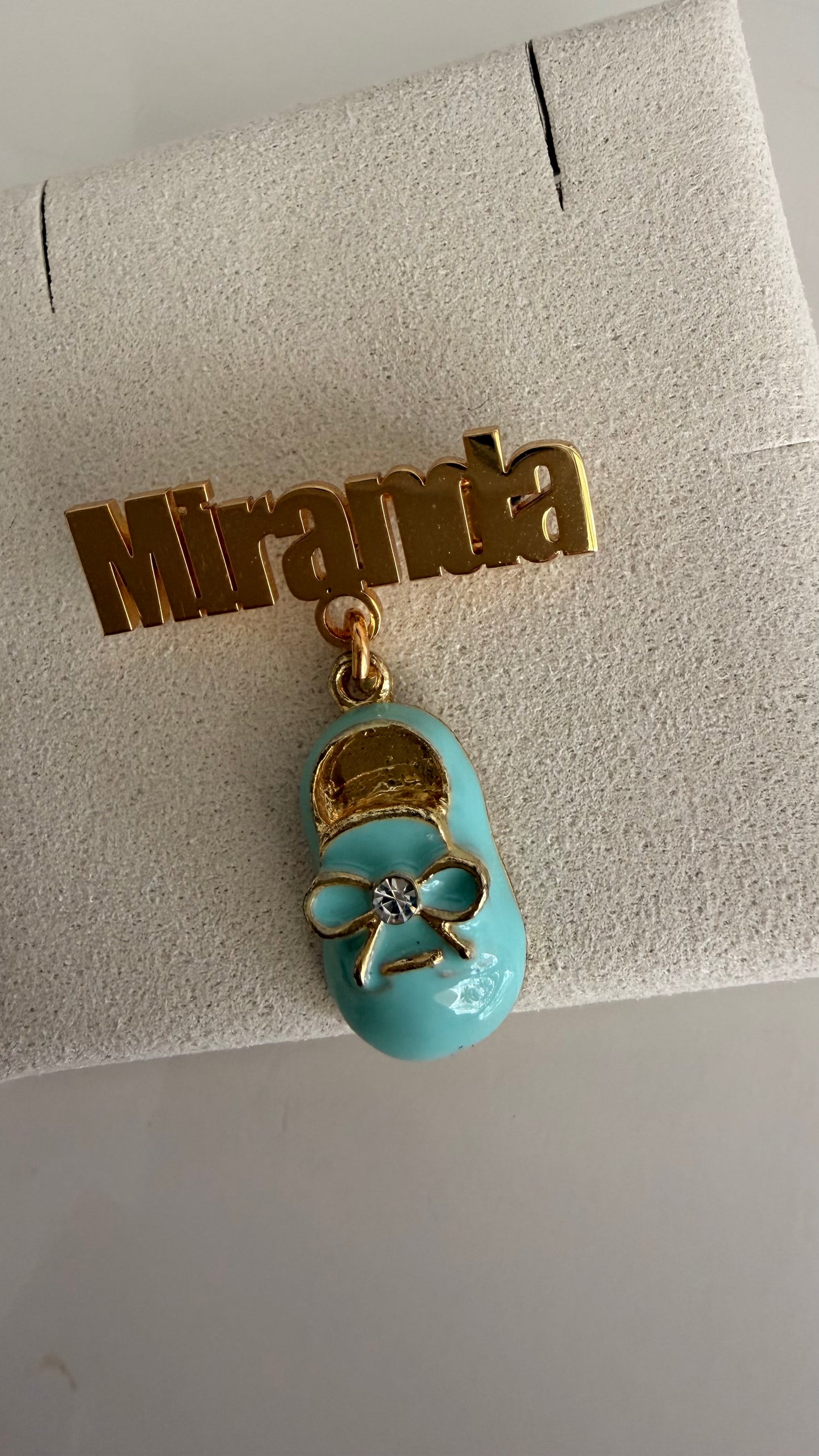 Baby Pin Personalizado Miranda