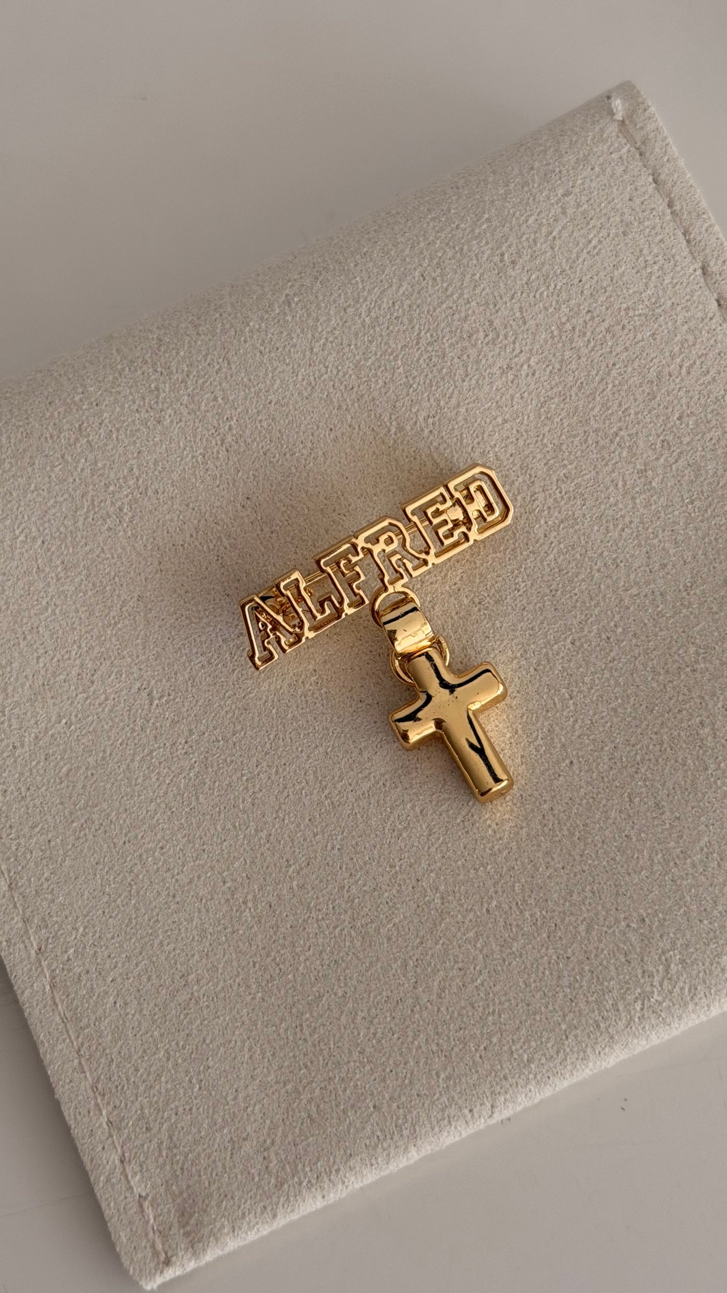 Baby Pin Personalizado Alfred
