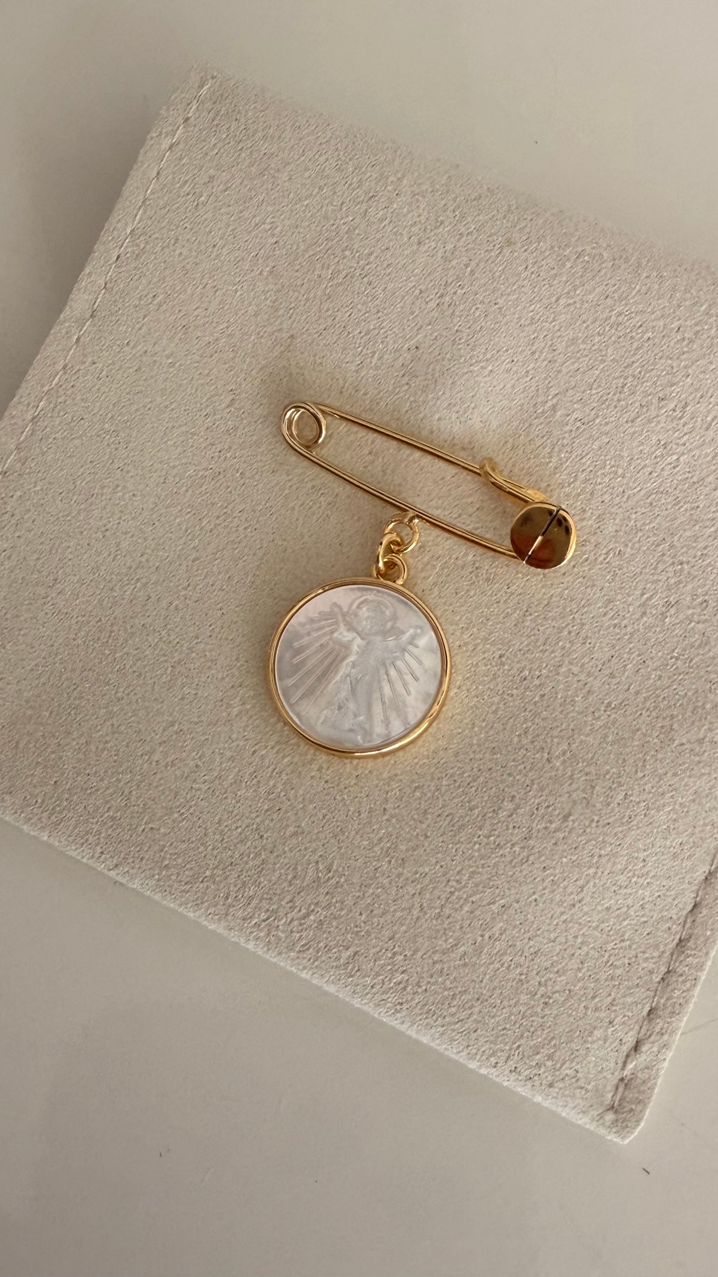 Divine Child Jesus Baby Pin