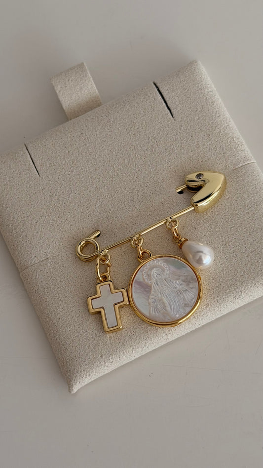Mother-of-pearl and pearl Baby Pin