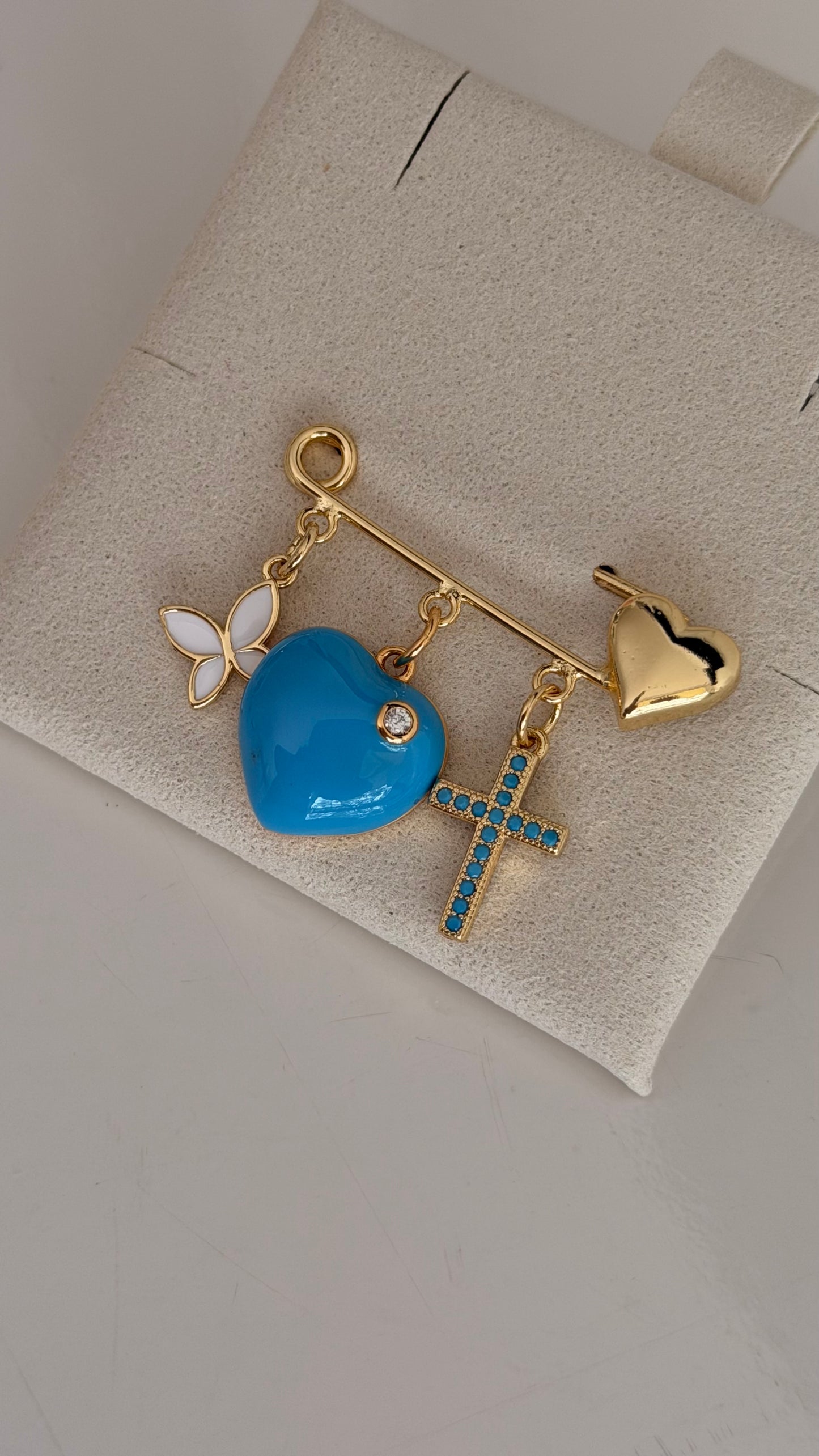 Baby pin heart turquesa