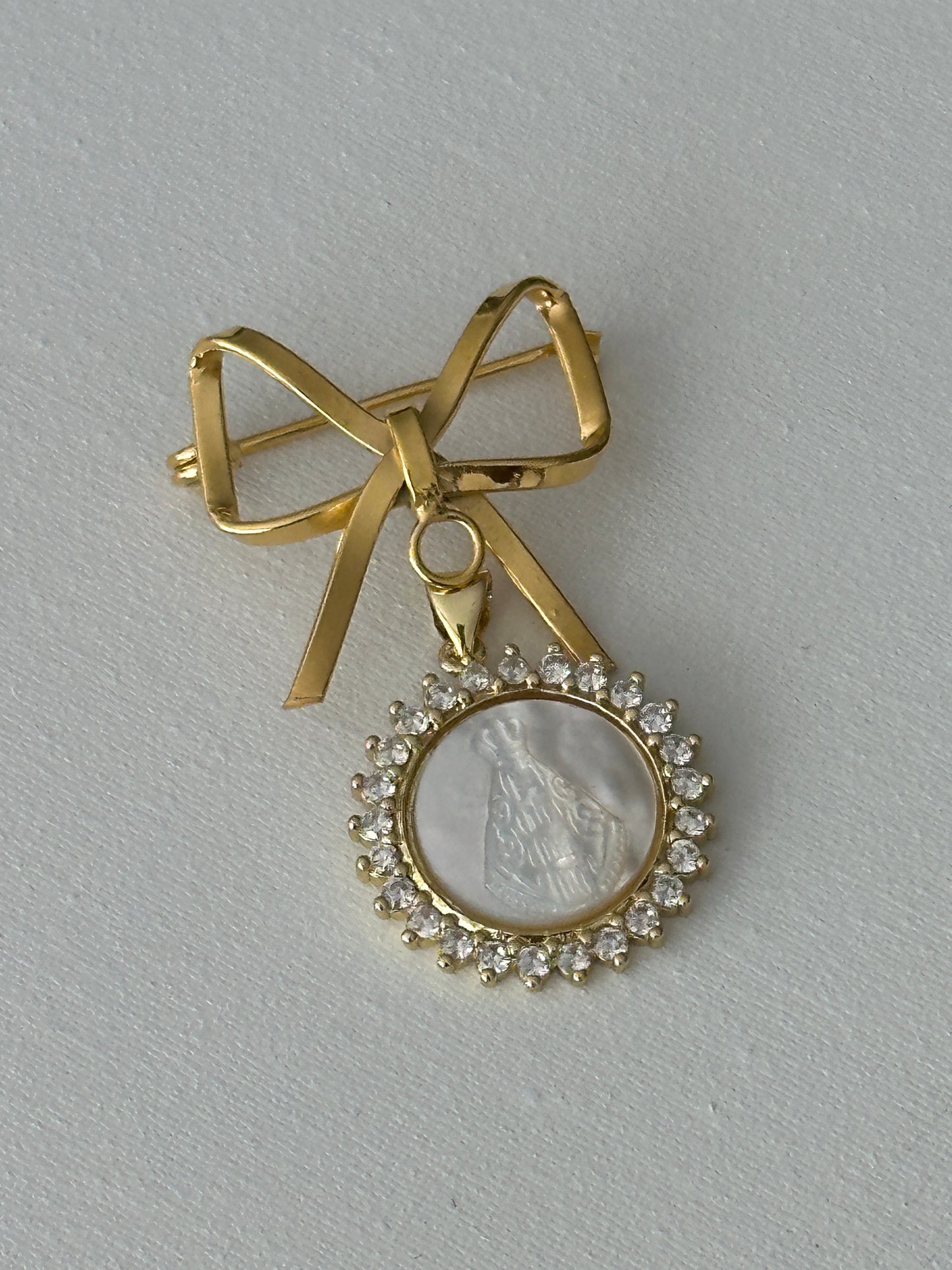 Lazo Valle Zirconia