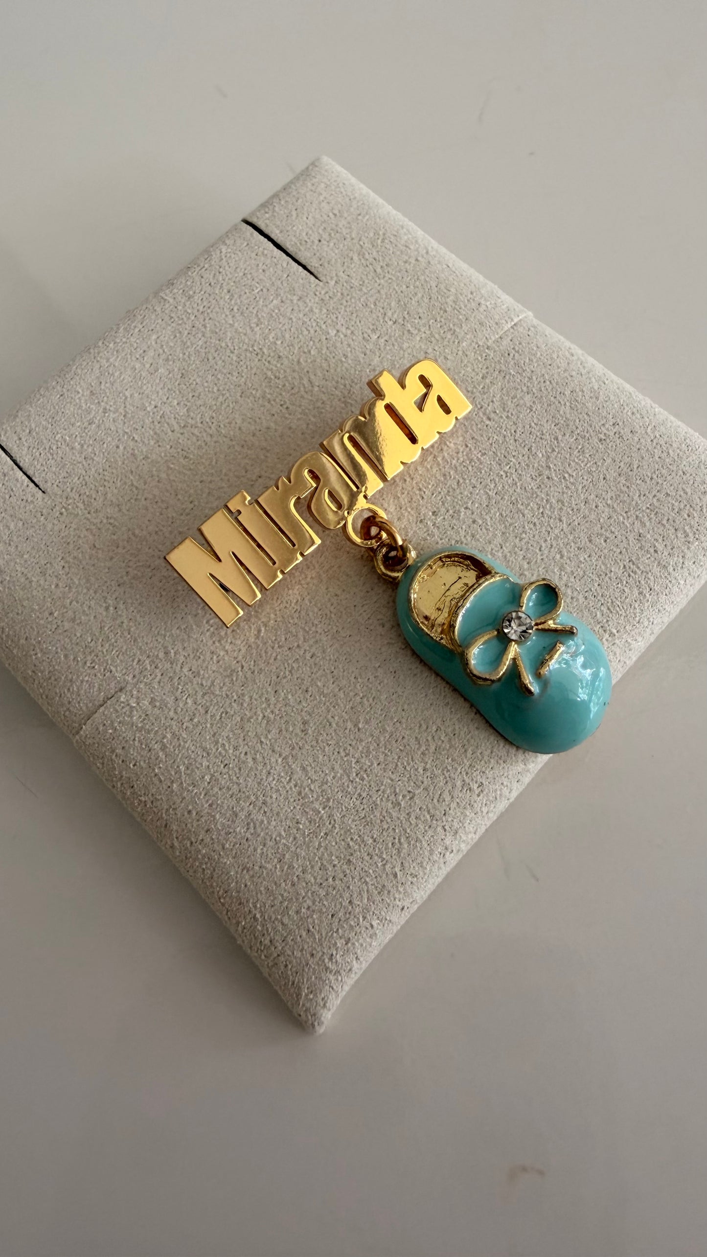Baby Pin Personalizado Miranda